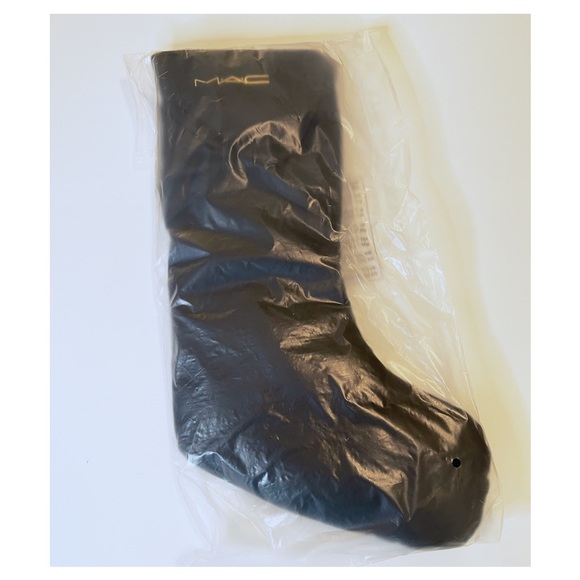 MAC • Black Stocking NIP - Picture 5 of 6